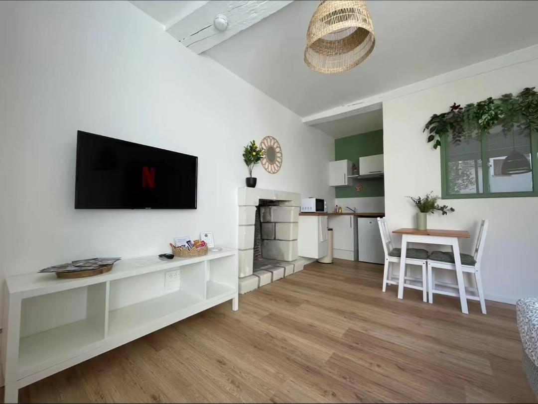Appartement Chaleureux Blere Экстерьер фото